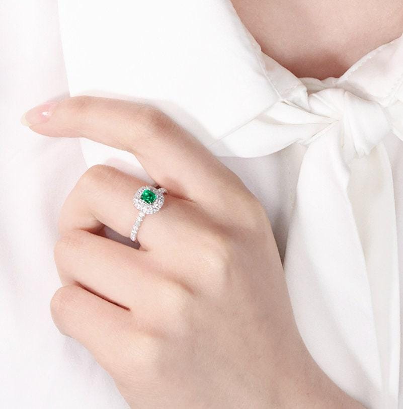 Classic Tsavorite Wedding Diamonds Ring in Platinum 950