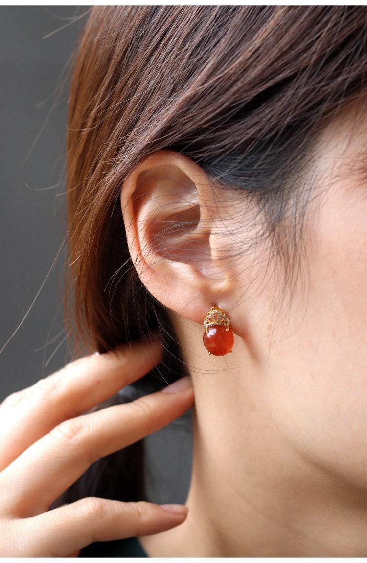 Southern Red Agate Crown Diamonds Earrings in 18K Yellow Gold