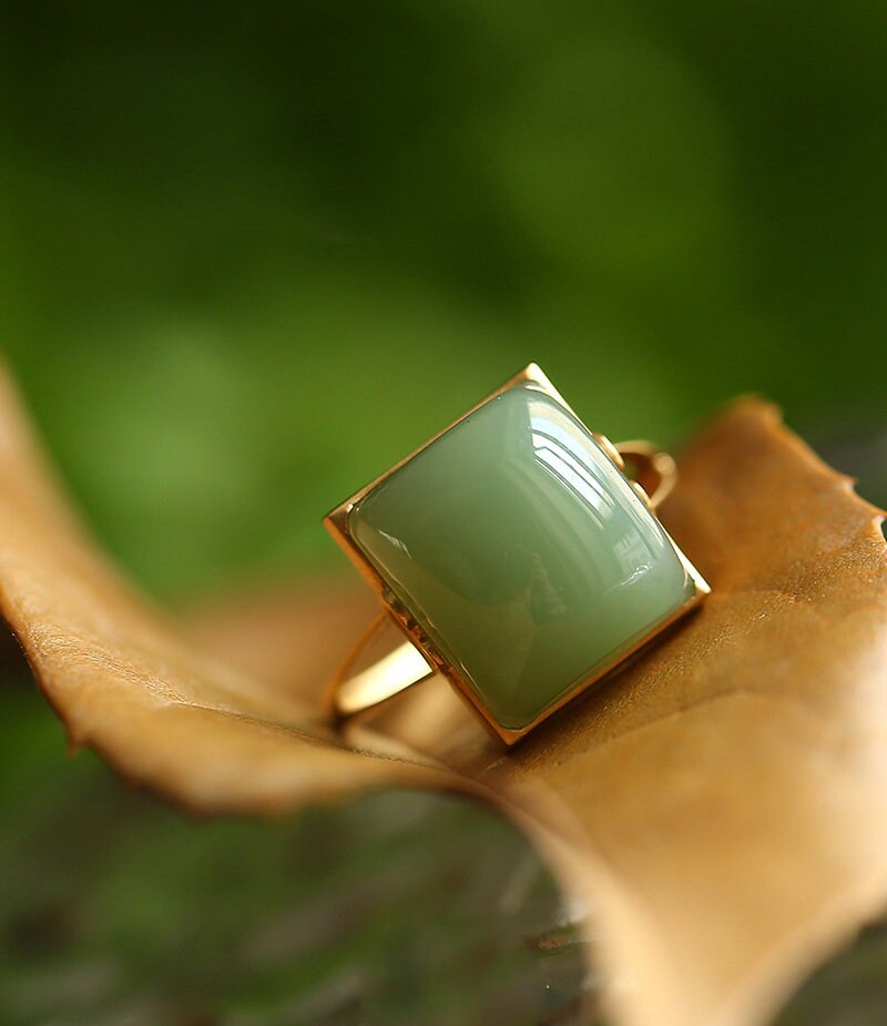 Jade Square Shape 18K Gold Matte Finish Ring
