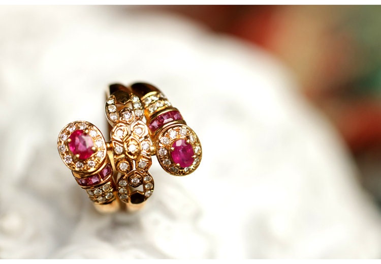 Vintage Design Ruby & Diamond 18K Chunky Gold Ring