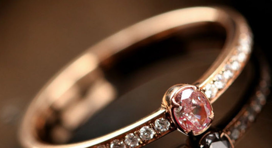Bezel Set Pink Diamond Oval Cut 18K Rose Gold Ring