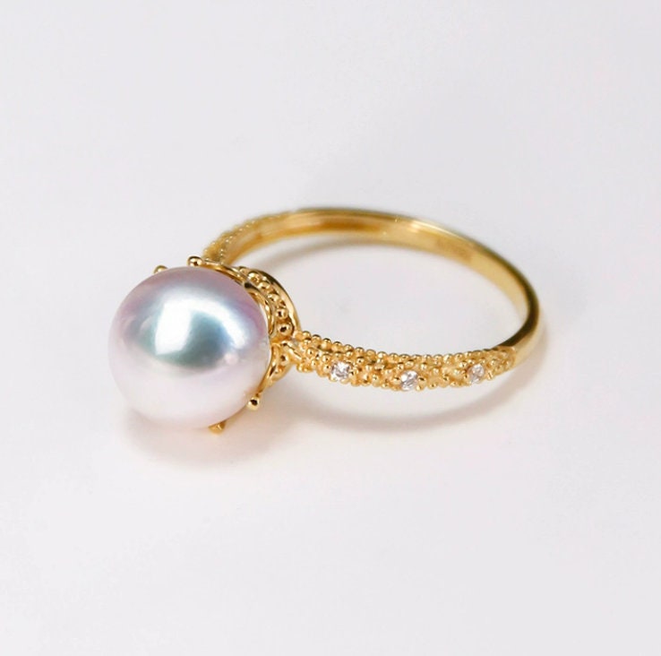 Multi-Strand Akoya Pearl Bracelet in 18K Yellow Gold