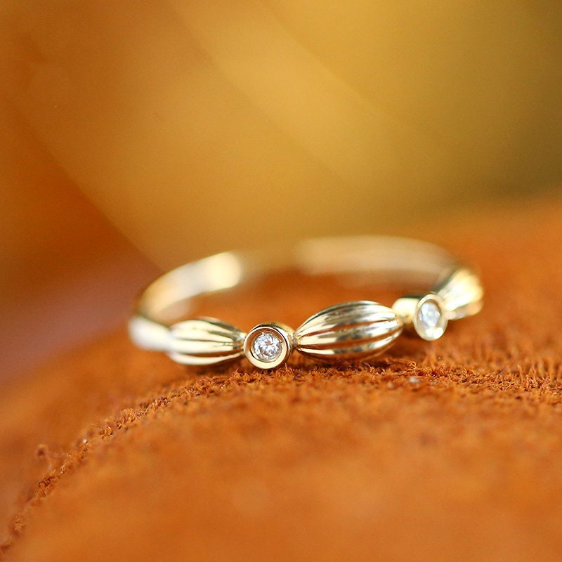 White Diamond Horizontal Stone Ring in 18K Yellow Gold