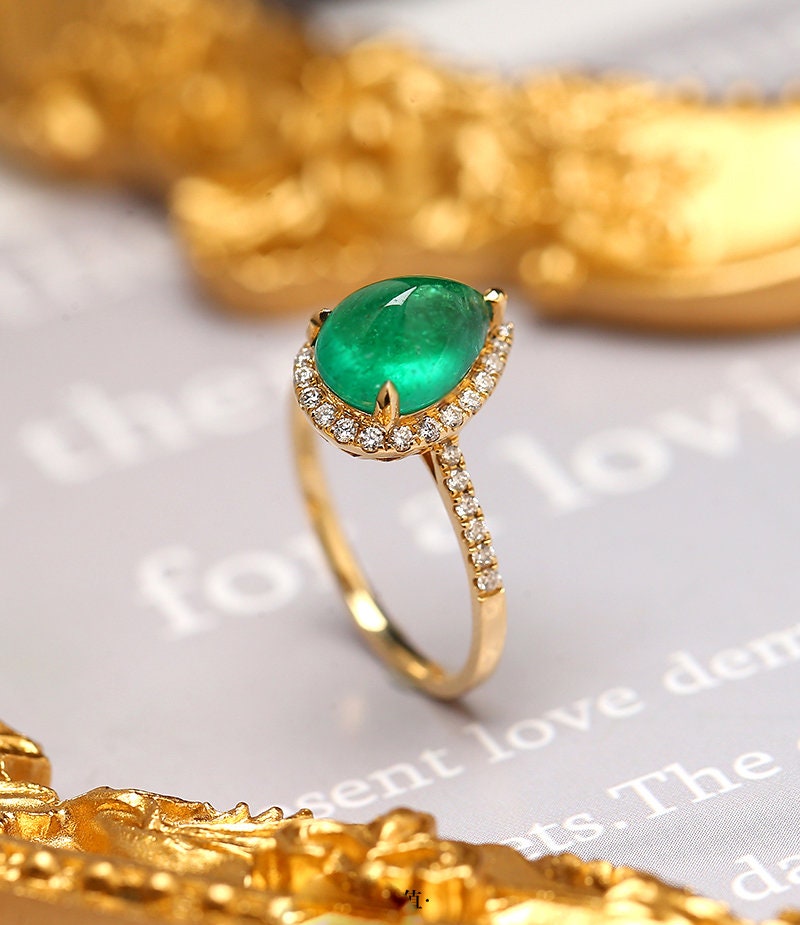 Cabochon Emerald & Halo Diamond Ring in 18K Yellow Gold