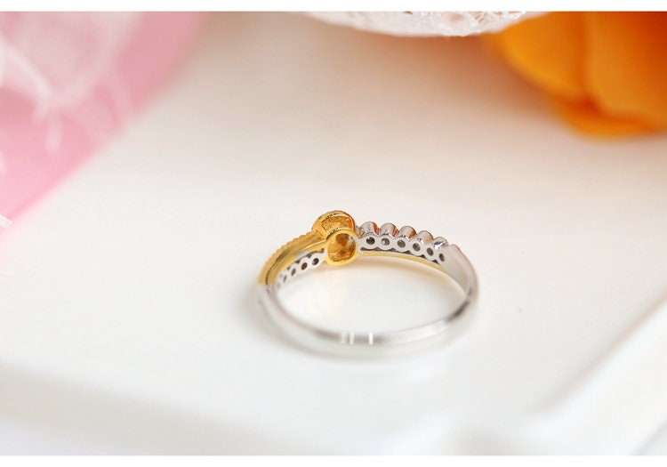 Fancy Yellow Diamonds Ring in 18K Two Tone Gold
