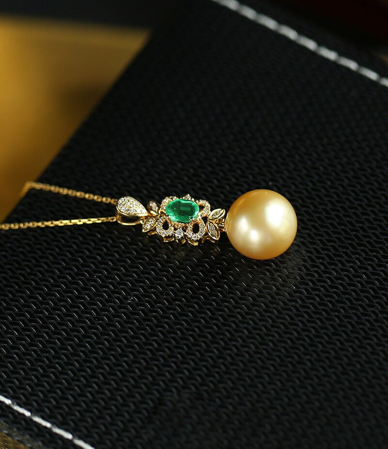 11mm Golden South Sea Pearl & Emerald Necklace in 18K Yellow Gold