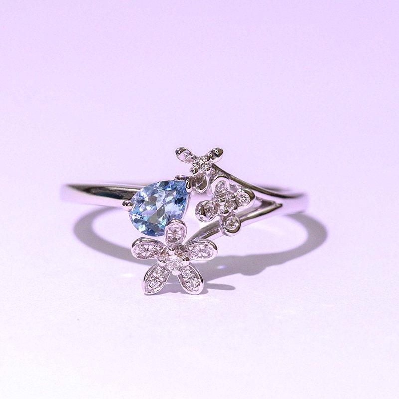 Aquamarine Flower Ring with Diamonds - 18K White Gold