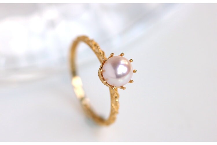 3A+ Akoya Pearl & Diamond Vintage Ring - 18K Yellow Gold