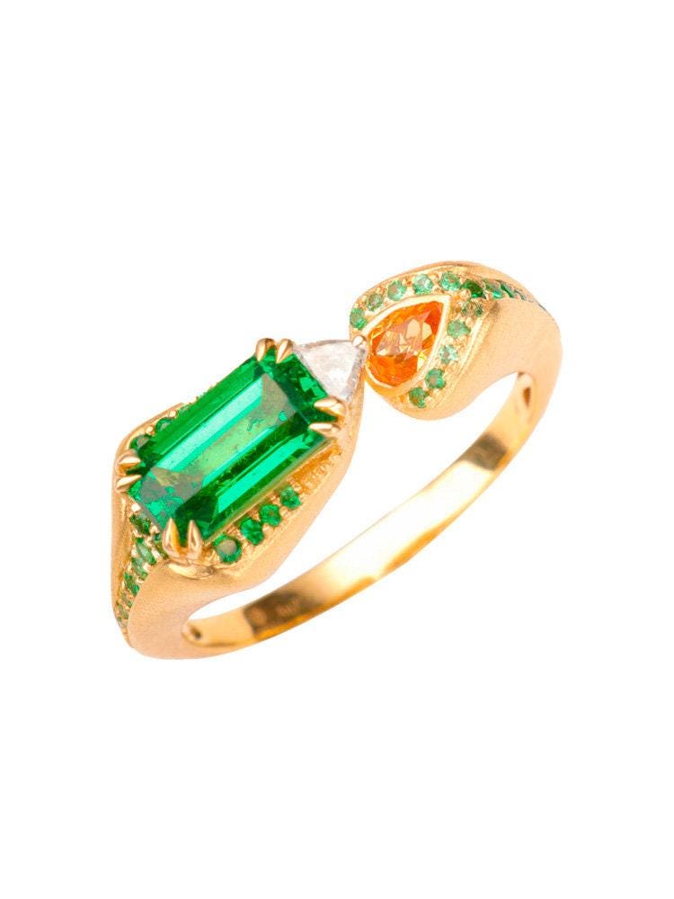 Tsavorite Emerald Cut & Fanta Garnet Ring in 18K Yellow Ring