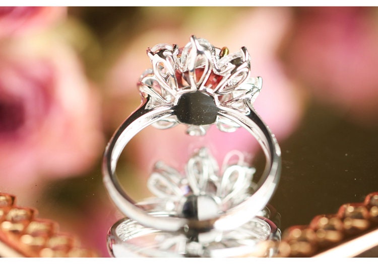 Flower Redish Spinel 1.01ct & White Sapphire Ring - 18K White Gold