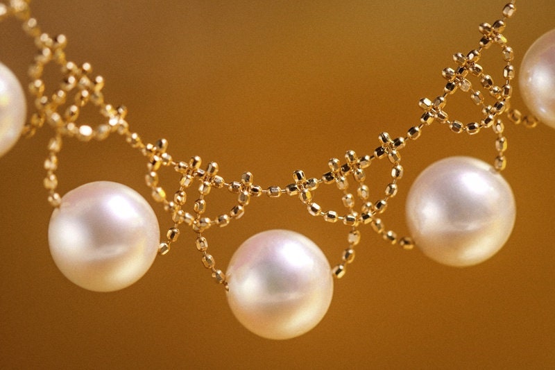 Stunning 7mm Akoya Pearl Lace Necklace in 18K Yellow Gold