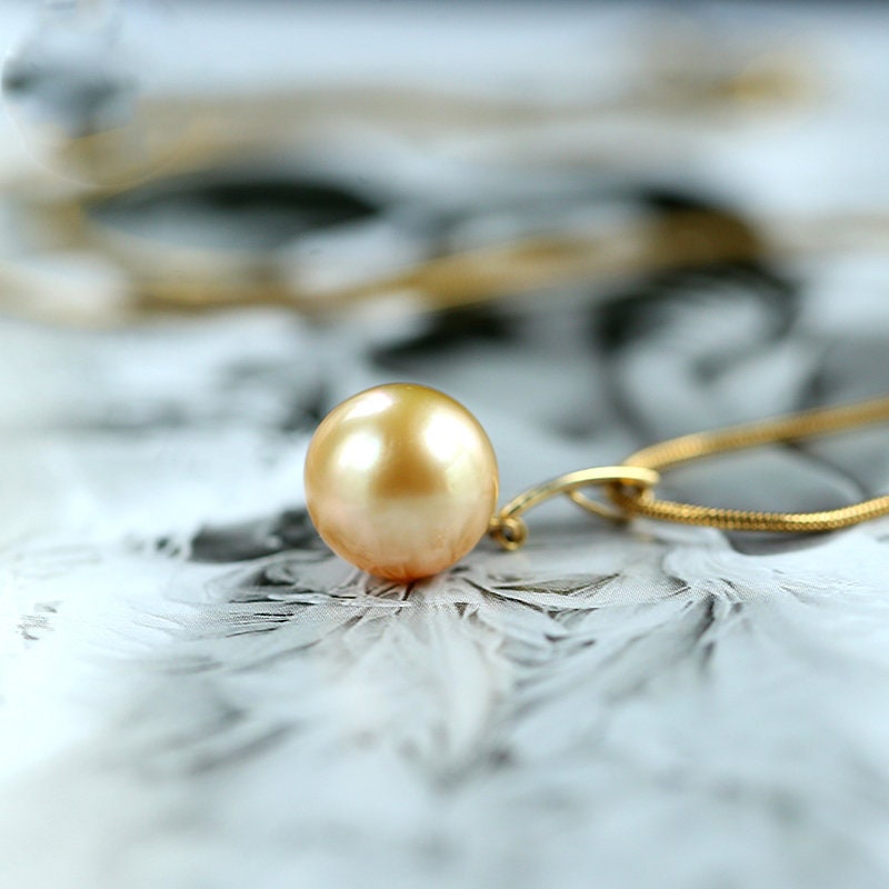 12mm Golden South Sea Pearl Necklace with Diamond in 18K Gold