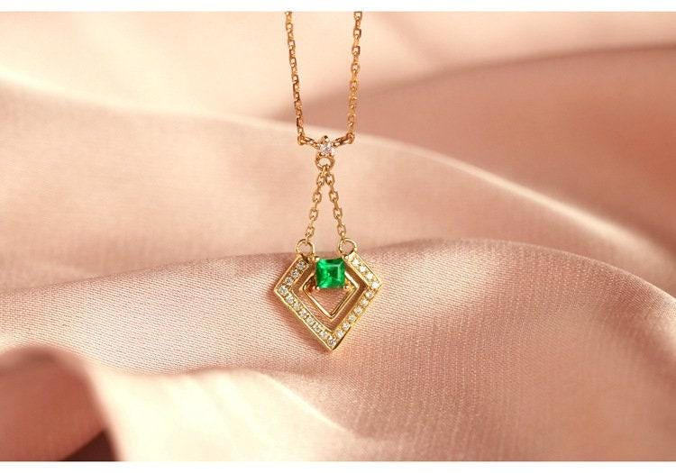 Emerald & Diamonds 18K Yellow Gold Necklace
