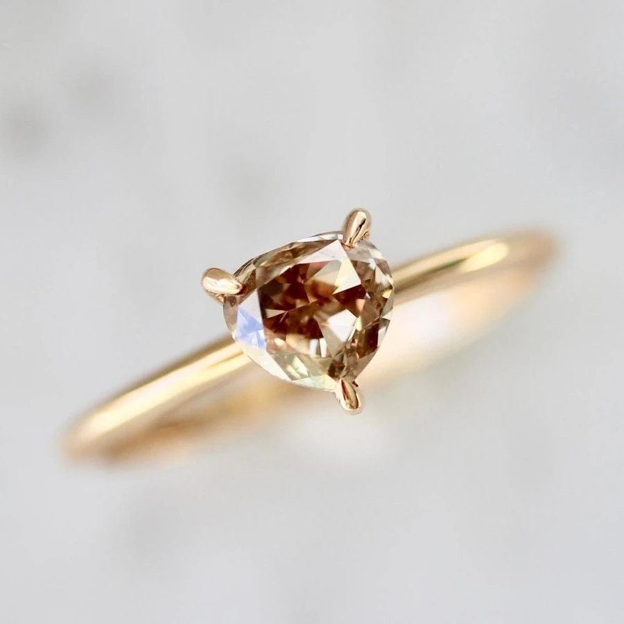 Champagne Brown Diamonds Heart-Shaped Ring in 18K Yellow Gold