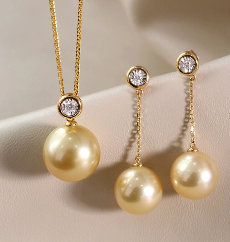 14mm South Sea Golden Pearl & Diamond Necklace in 18K Gold