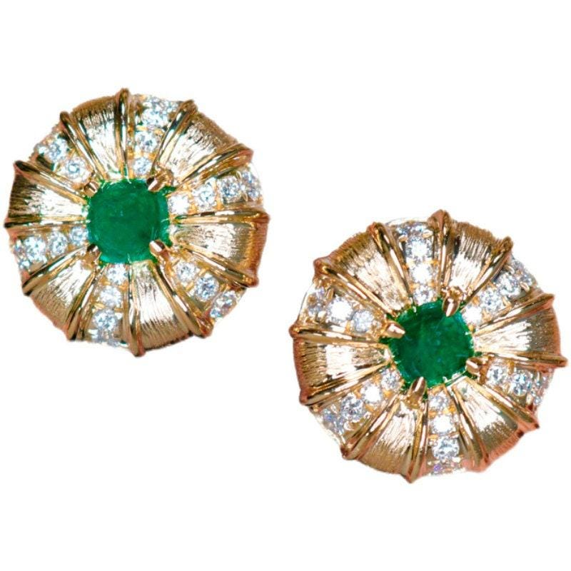 Brushed Finish 18k Gold Earrings with Emerald & Diamond