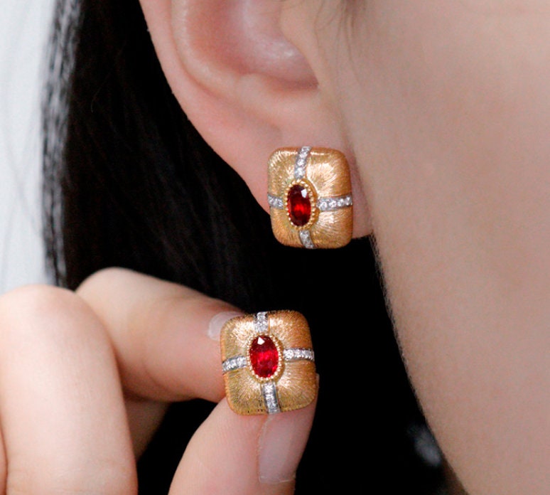 Pigeon Blood Ruby 18K Vintage Earrings with Italian Brush Finish