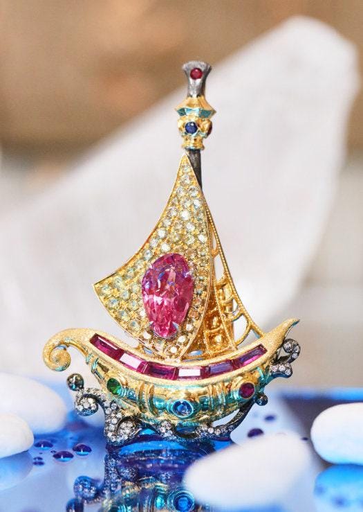 Pink Spinel Sapphire Boat Design Necklace & Brooch in 18K Gold