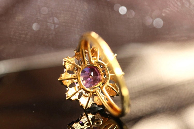 Flower Design Purple Spinel & Diamond Ring - 18K Yellow Gold