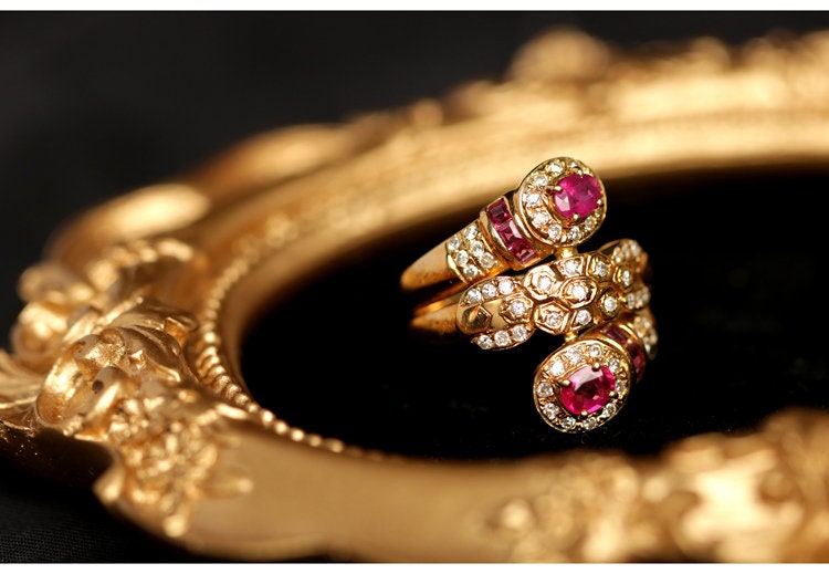 Vintage Design Ruby & Diamond 18K Chunky Gold Ring