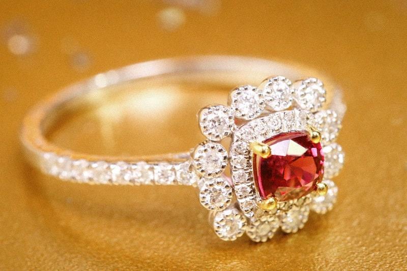 Double Halo Pinkish Spinel 18K Wedding Ring with Diamond