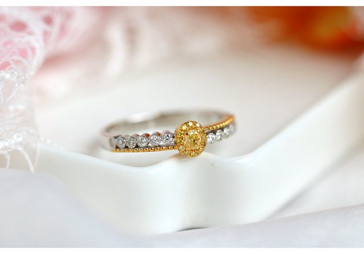 Fancy Yellow Diamonds Ring in 18K Two Tone Gold