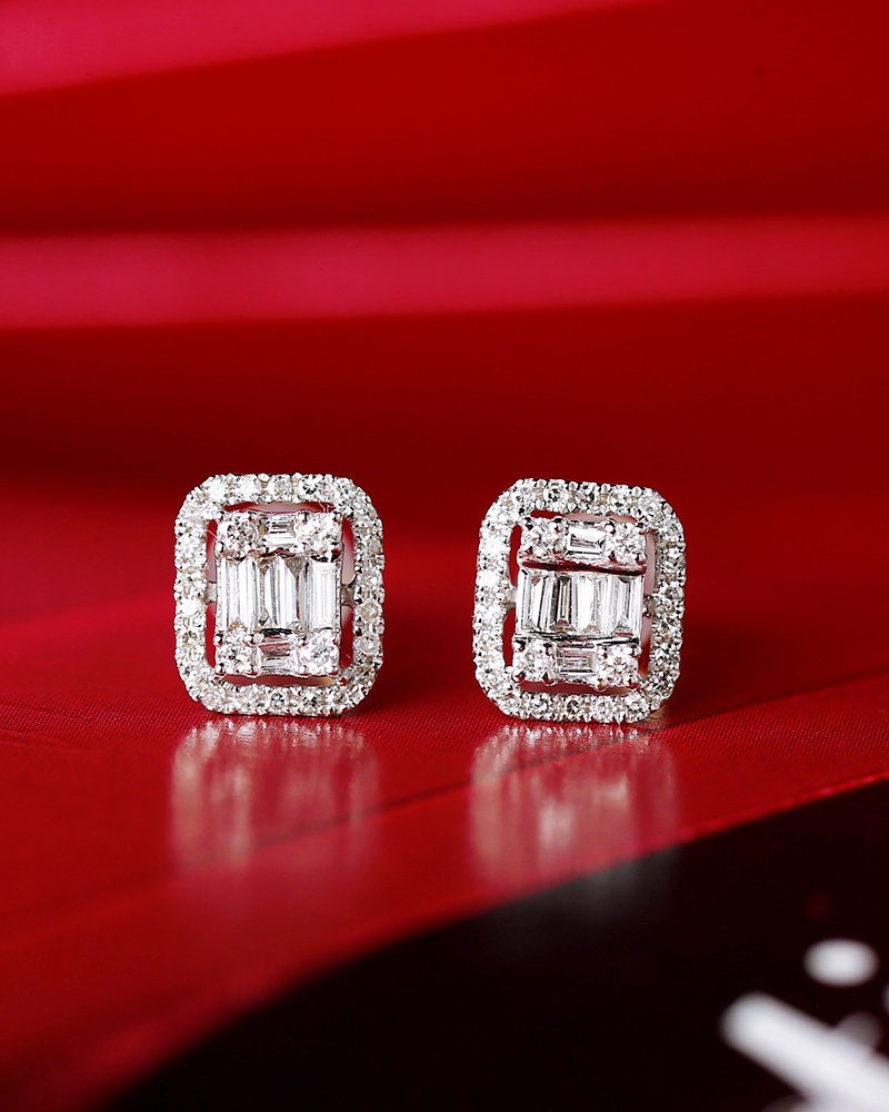 Rectangle Diamond Earrings in 18K White Gold
