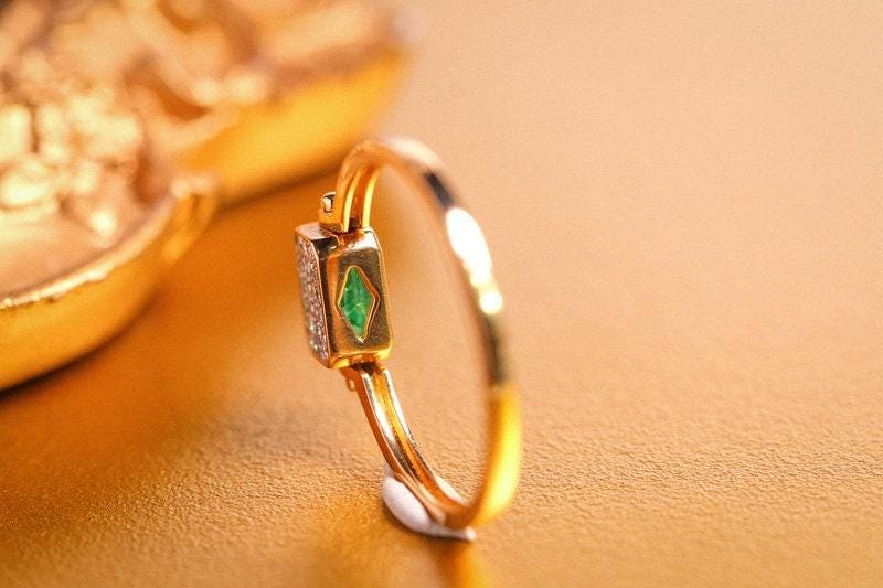 Emerald & White Diamond Flip Ring in 18K Yellow Gold