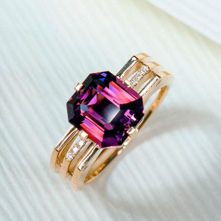 3.3ct Purple Spinel Stackable Ring - 18K Yellow Gold