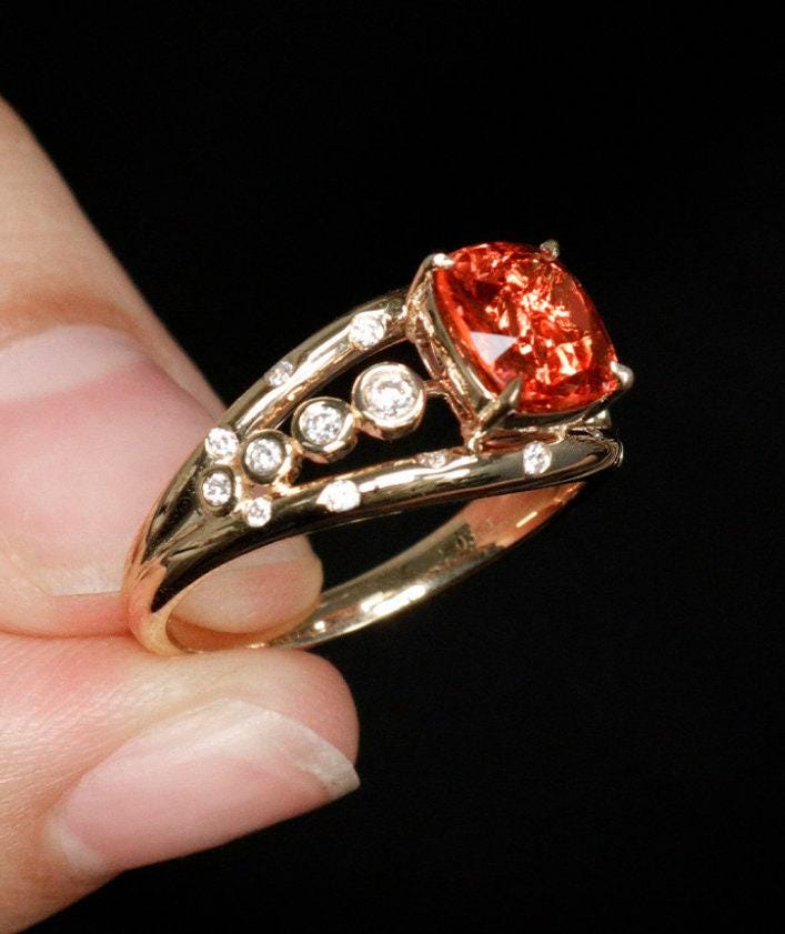 3.5ct Orange Golden Spinel 18K Yellow Gold Ring