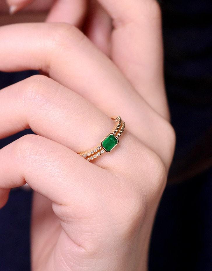 Emerald & Diamond Stackable Ring in 18K Yellow Gold