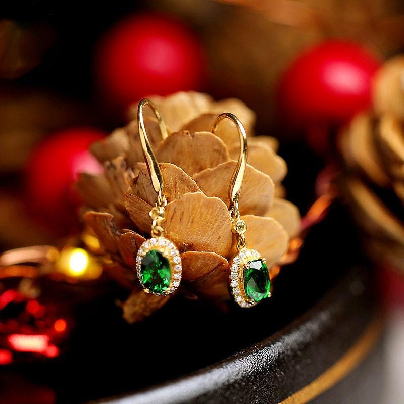 Tsavorite Oval Cut & Diamond Earrings - 18K Yellow Gold