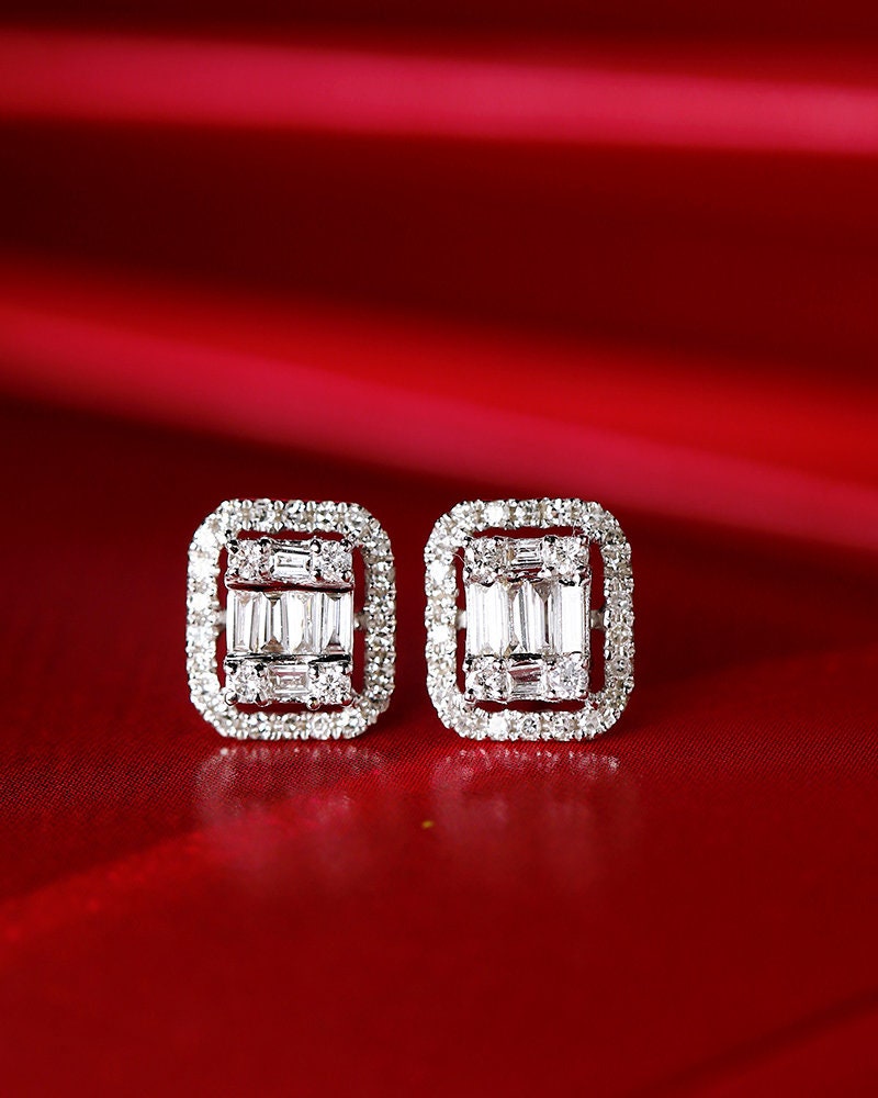 Rectangle Diamond Earrings in 18K White Gold