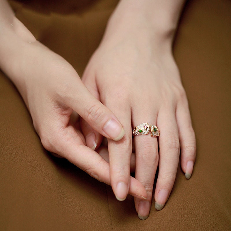 Cluster Design Tsavorite & Sapphire Ring - 18K Yellow Ring