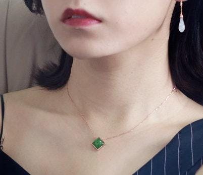 5A+ Jade Square Shape Cabochon Necklace in 18K Yellow Gold