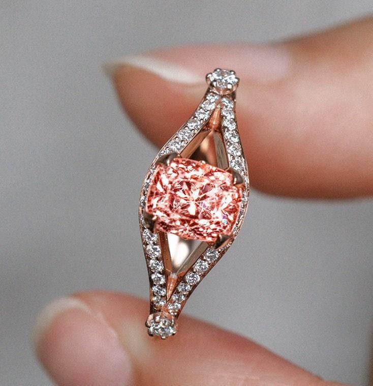 Padparadscha Color Spinel Diamonds Ring in 18K Rose Gold