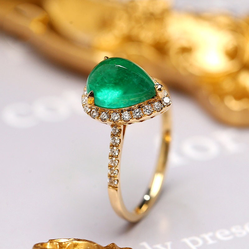 Cabochon Emerald & Halo Diamond Ring in 18K Yellow Gold