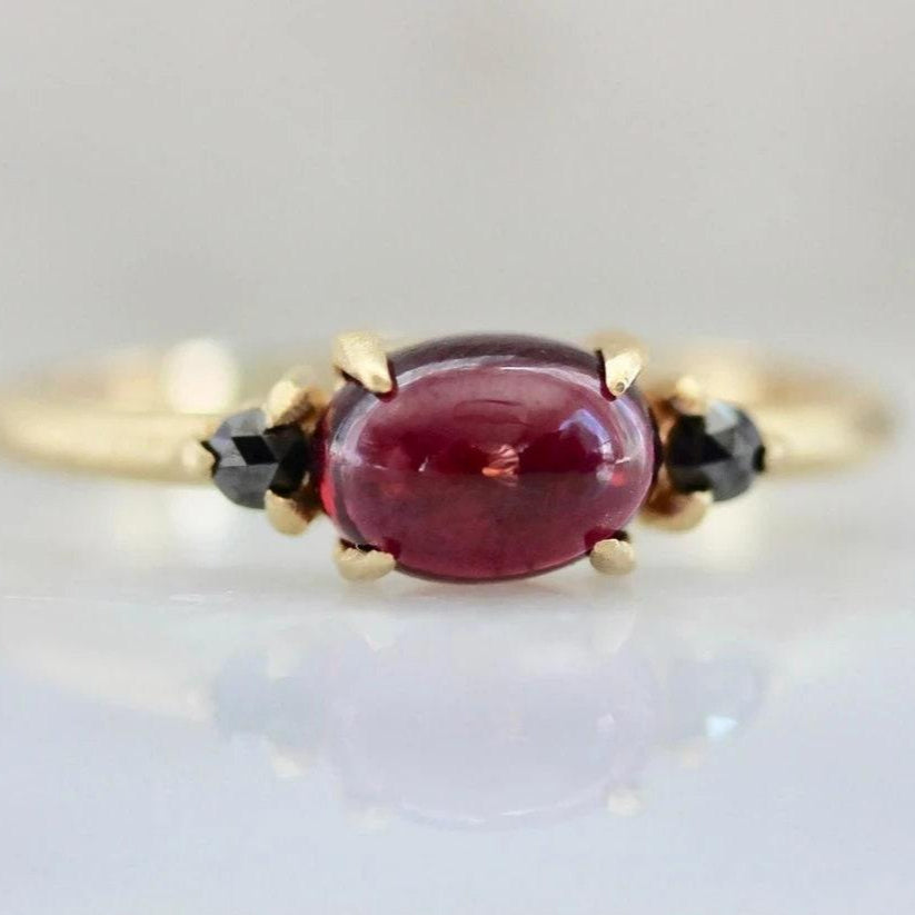 Raspberry Garnet & Black Diamond Ring - 18K Yellow Gold