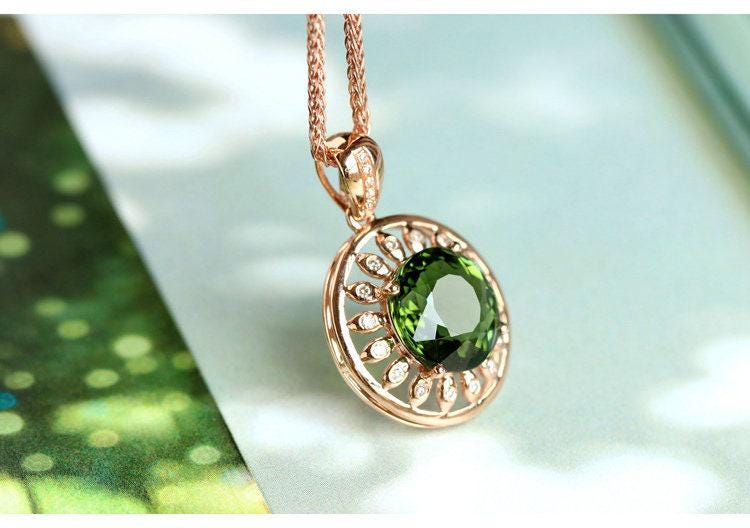 2.67ct Green Tourmaline & Diamond Pendant - 18K Yellow Gold