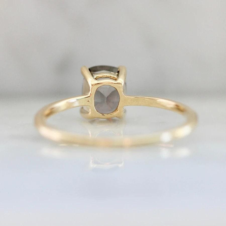 1.2ct Purple Lavender Spinel & Diamonds Ring - 18K Yellow Gold