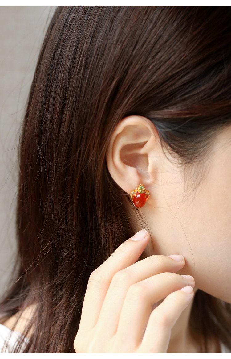 Southern Red Agate & Diamond Squid Earrings - 18K Yellow Gold