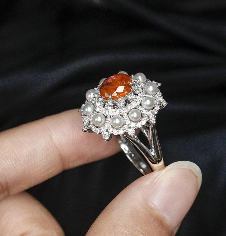 Sunset Padparadscha Sapphire 18K Gold Ring with Diamonds Aound