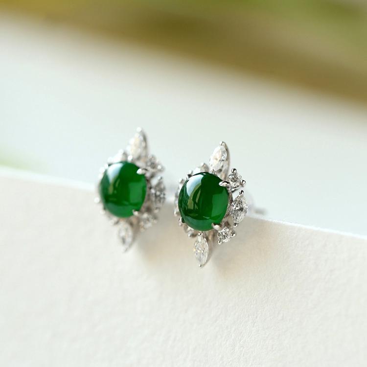 Ballerina Set Green Jade and Cluster Diamond 18K Earrings