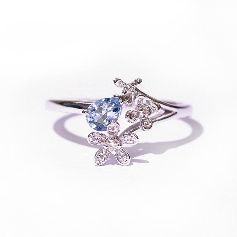 Aquamarine Flower Ring with Diamonds - 18K White Gold