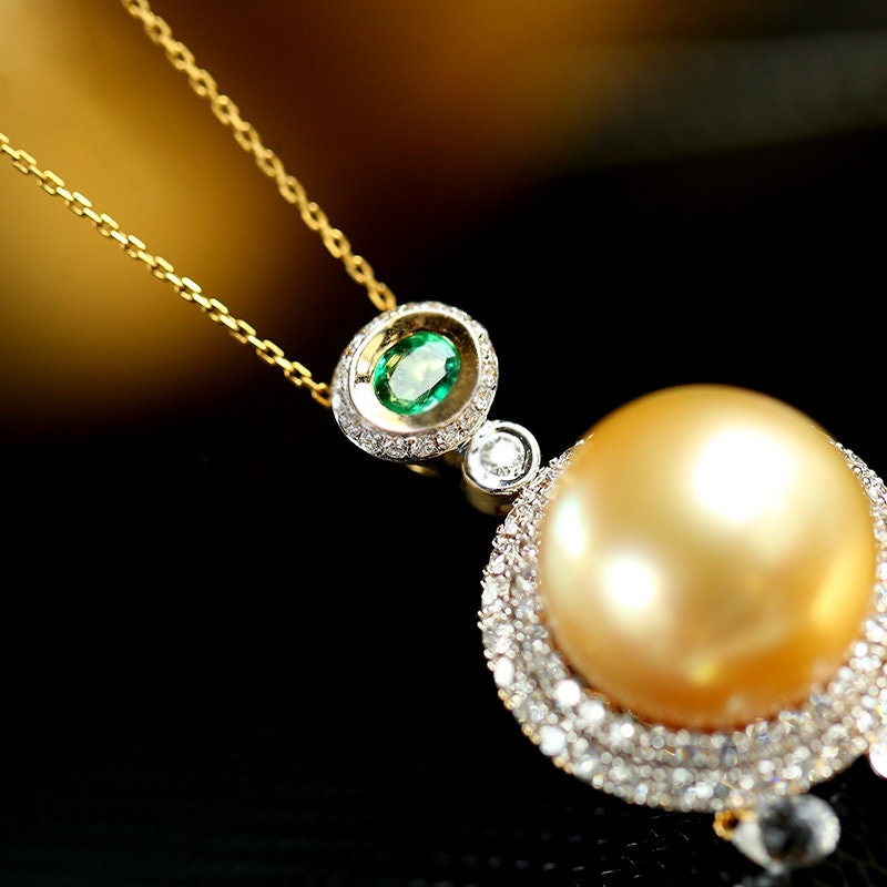 12mm Golden South Sea Pearl & Emerald Necklcae in 18K Yellow Gold
