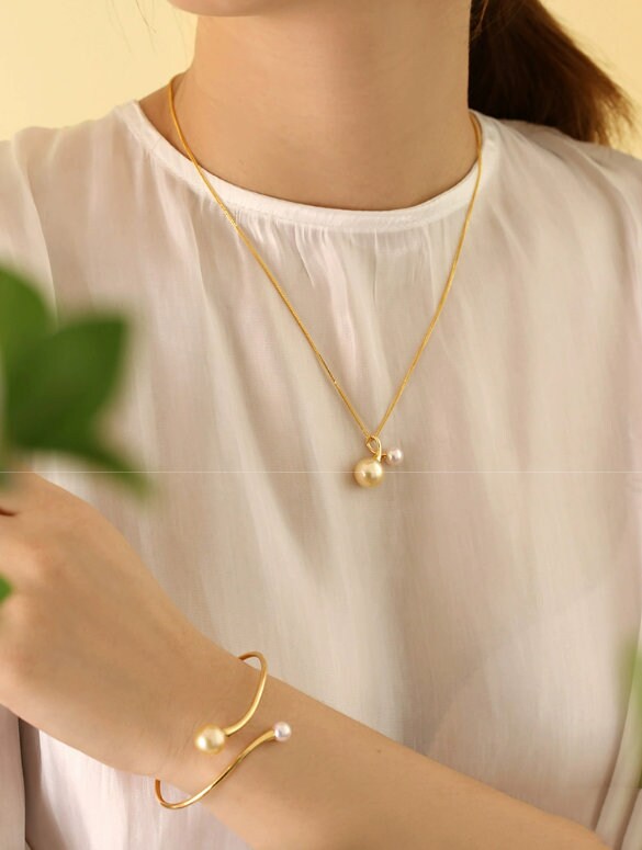 Twig Design South Sea Golden Pearl Necklace in 18K Gold