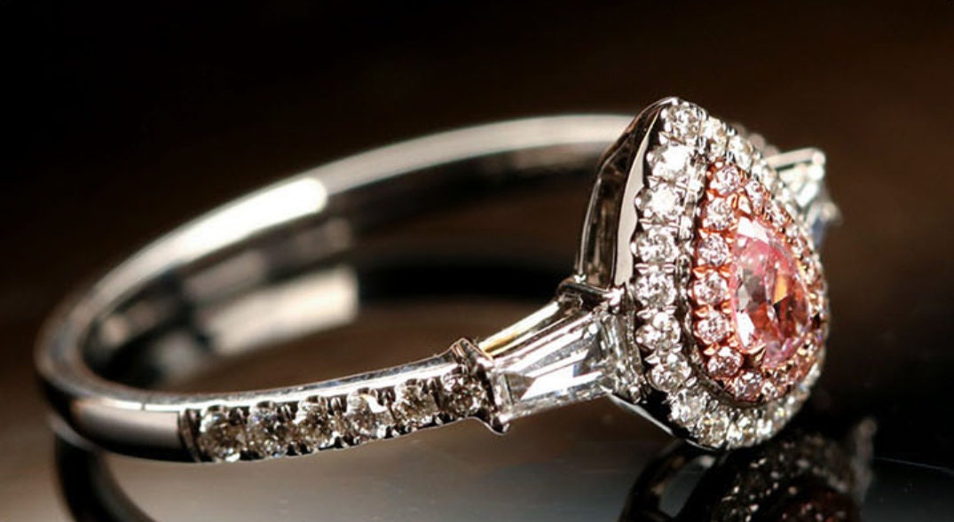 Pink Diamond Pear Shape Ring - 18K White Gold