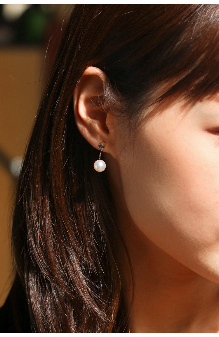 Aquamarine & 8mm Akoya Pearl Earrings - 18K Yellow Gold