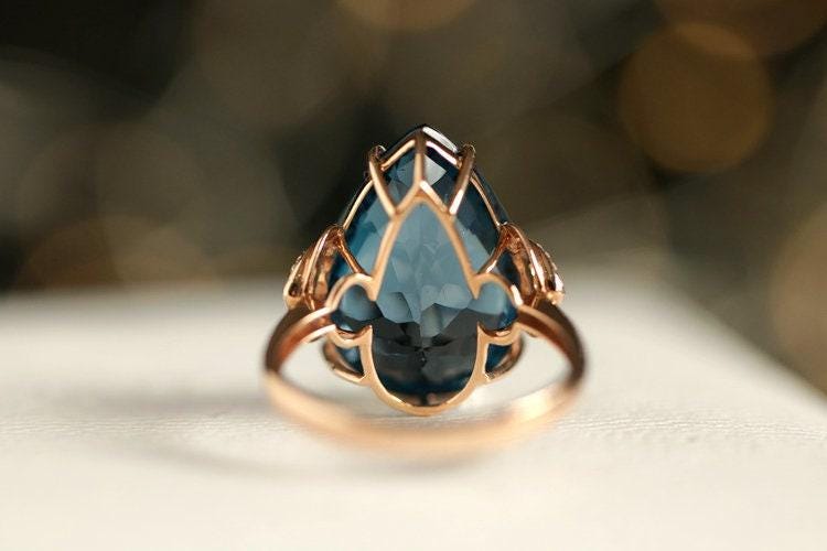 15.69ct Topaz Teardrop Diamond Engagement Ring - 18K Yellow Gold