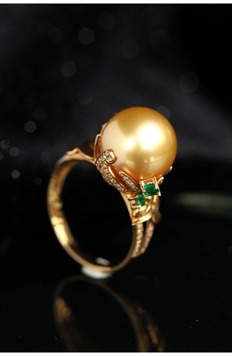 11mm Golden South Sea Pearl & Emerald Ring in 18K Yellow Gold